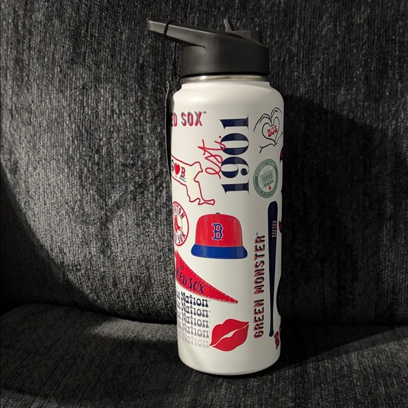 Boston Red Sox Water Bottle - Picture 1 of 3